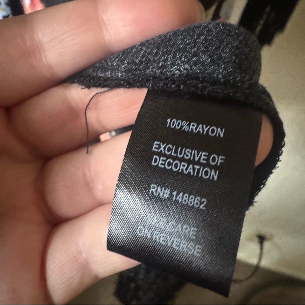 Torrid | Insider Floral Fringe Kimono - Picture 5 of 8